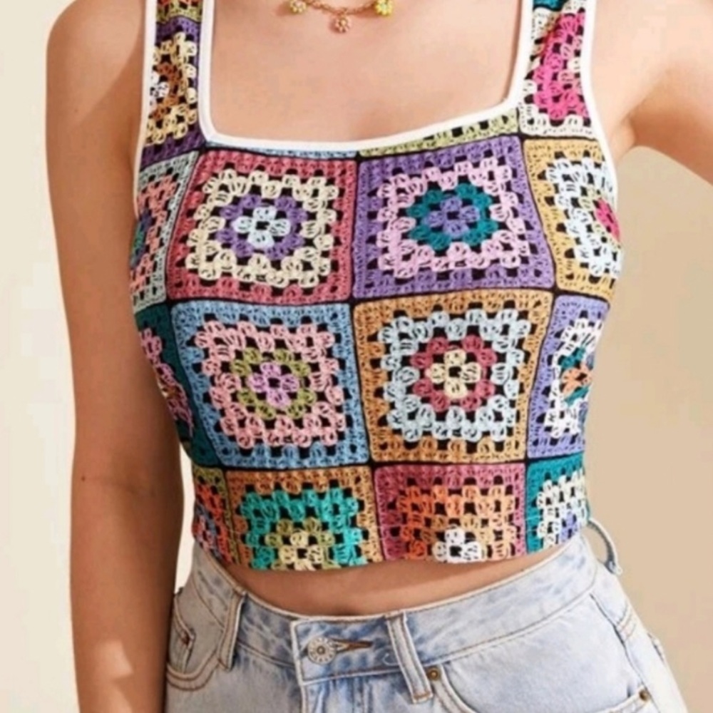 Granny Square Crotchet Printed Tank Top - Picture 7 of 11